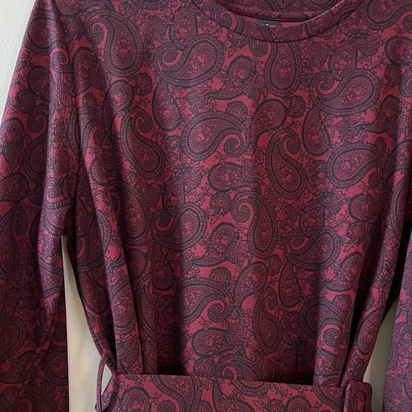 NWOT Burgundy Red Paisley Long Sleeve Dress by Icone Par Simons Size Large - Picture 10 of 10